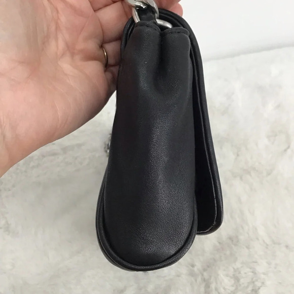 Talbots Quilted Leather Classic Clutch Shoulder Bag Silver Chain Hardware - Picture 7 of 14